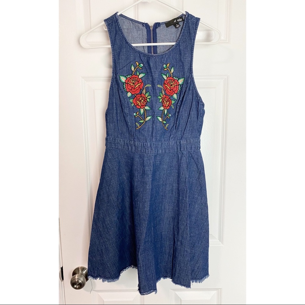 A. Calin denim dress - Size S